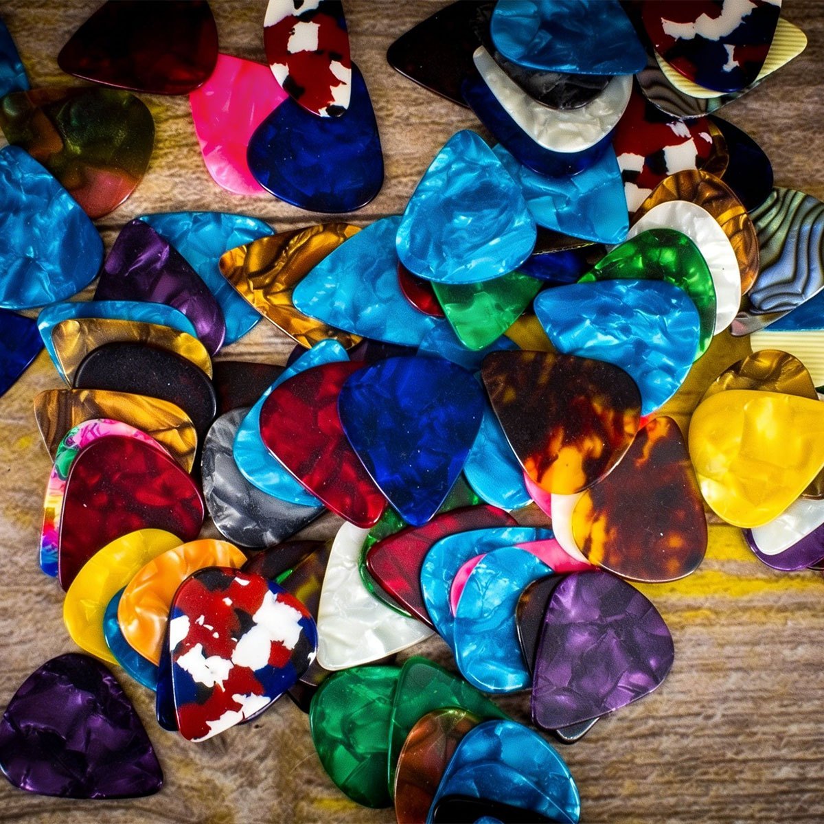 84-teiliges 0,46mm Gemischtes  – Electric Guitar Pick Pack Bewertung und Preis